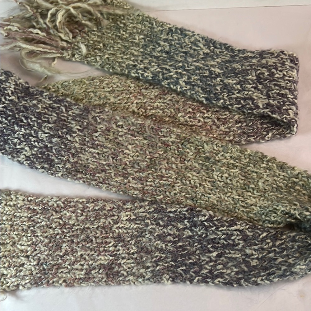 Chunky Hand Knit Multicolor Scarf - Picture 3 of 3